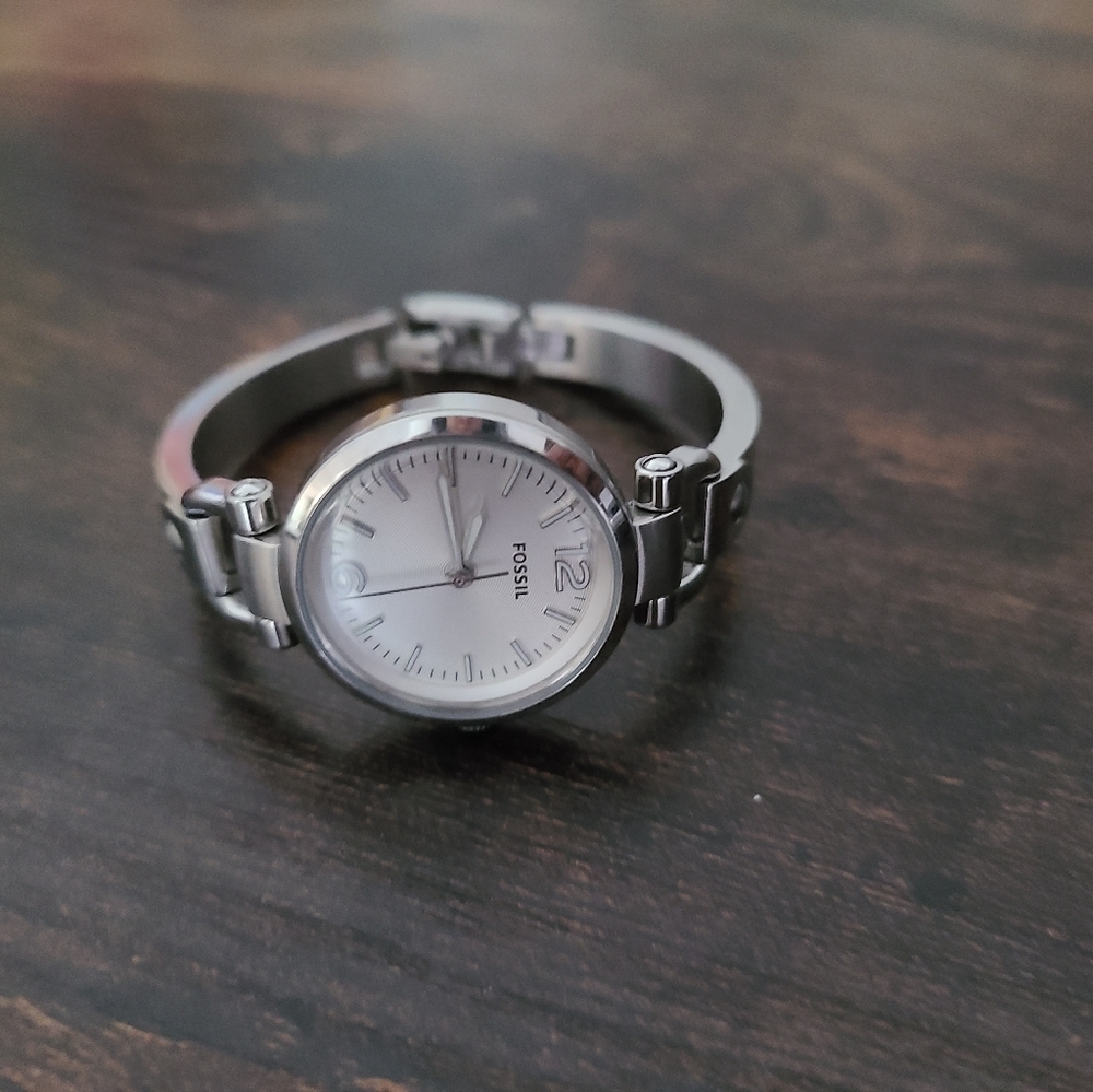 Fossil Women's Silver Stainless Steel Analog Watch